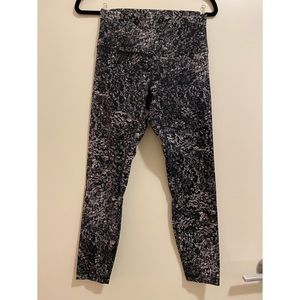 Lululemon Align Tight 25”, size 8